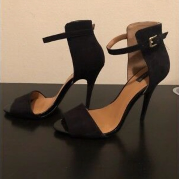 Zara Collection Basic Sandals - Picture 2 of 4